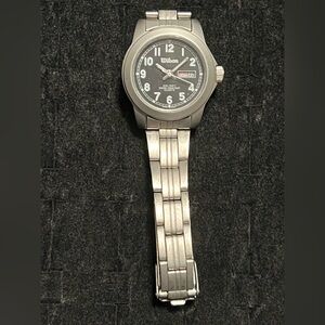 Wilson LWA 210 x Quartz watch 165ft 50m Water res/ day/date